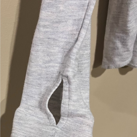 Cabi Sport Topper 3761 Gray Knit Cowl Neck Top S Athleisure Yoga Pilates - Picture 4 of 8